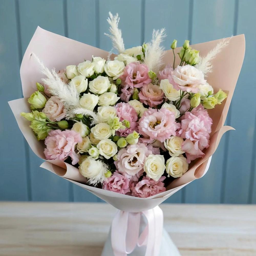 Букет цветов из: Альстромерии и Розы в Октябрьском Московской области