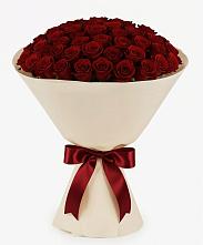 Букет 101 Бордовая роза Блэк Бакарра в Октябрьском Московской области