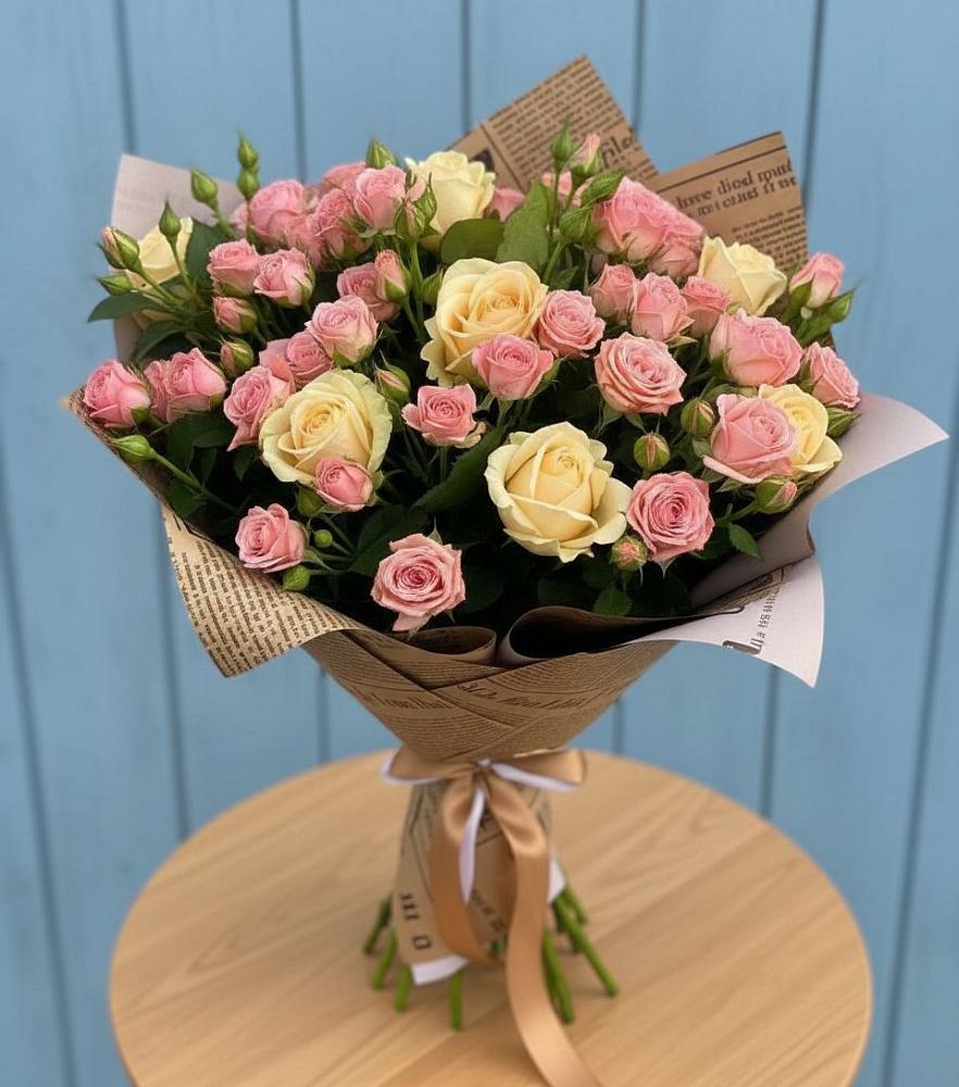 Букет цветов из: Розы в Октябрьском Московской области