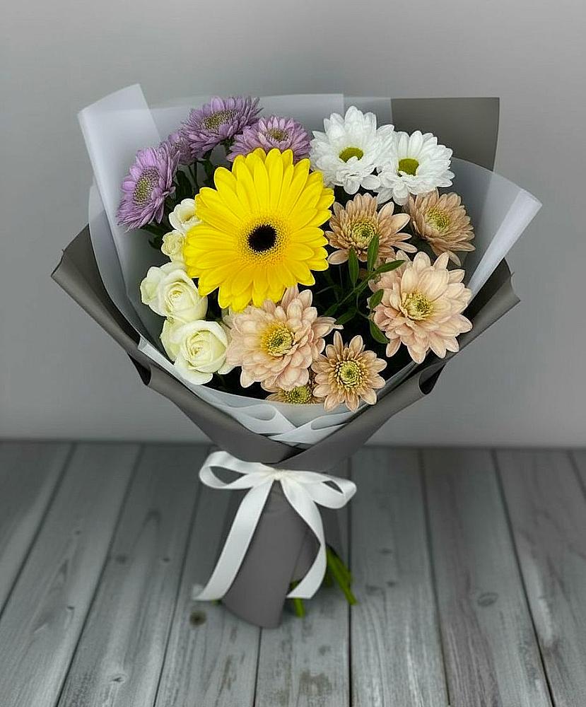 Букет цветов из: Розы, Герберы и Хризантемы в Октябрьском Московской области