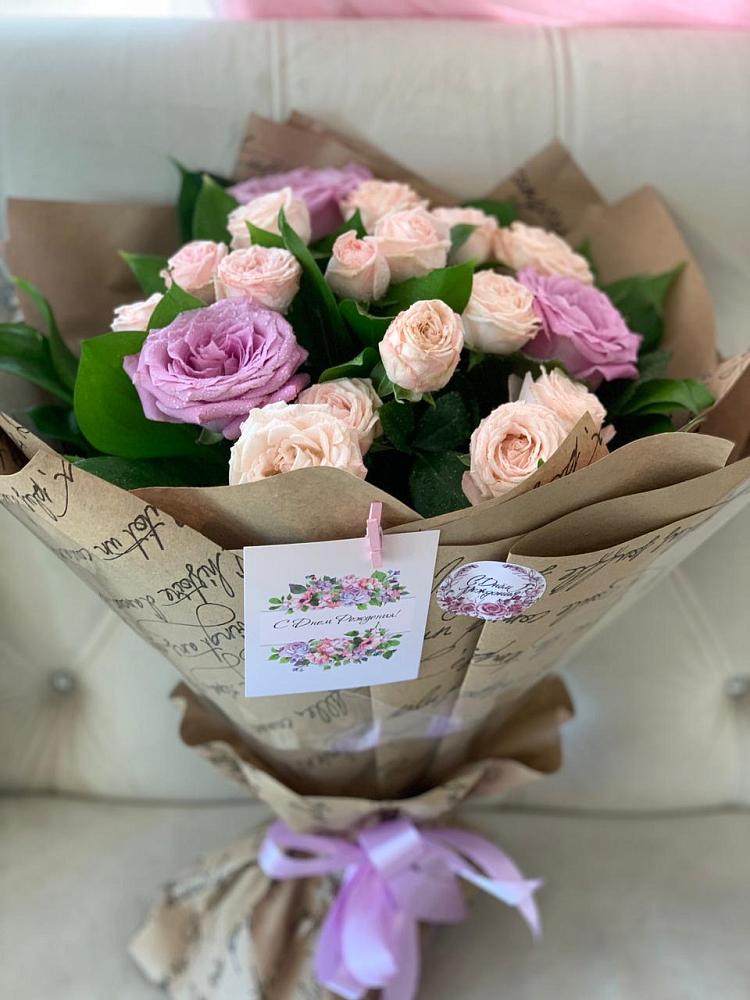 Букет цветов из: Розы в Октябрьском Московской области