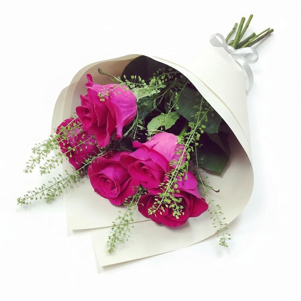 Букет цветов из: Розы в Октябрьском Московской области