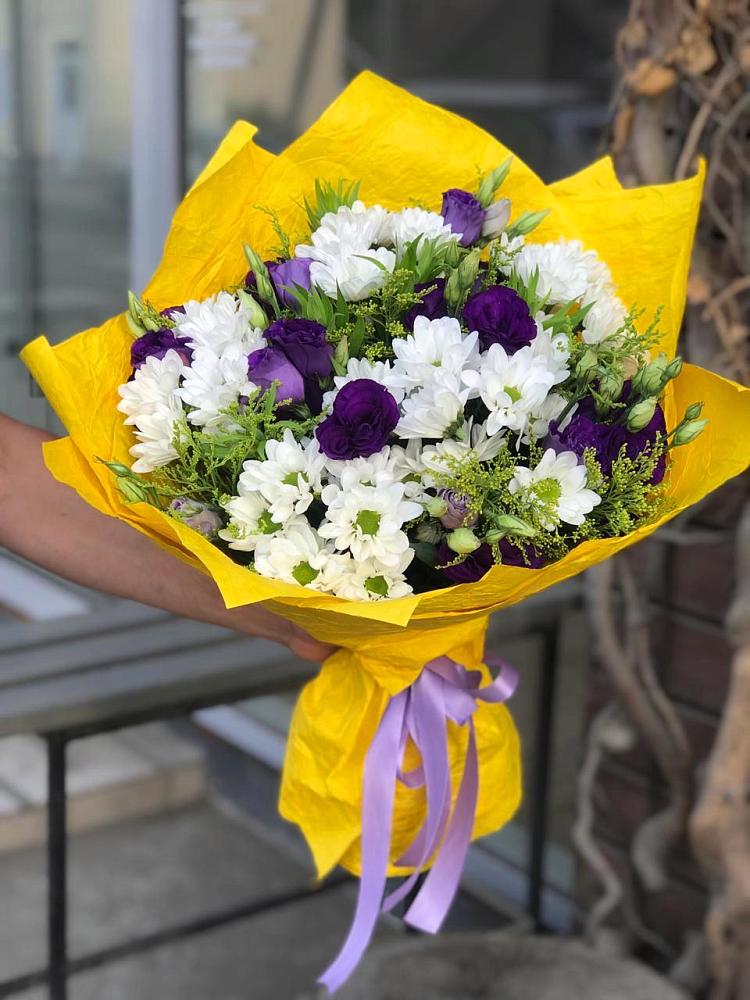 Букет цветов из: Ирисы, Хризантемы и Ромашки в Октябрьском Московской области