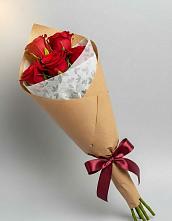 Букет цветов из:  Розы в Октябрьском Московской области