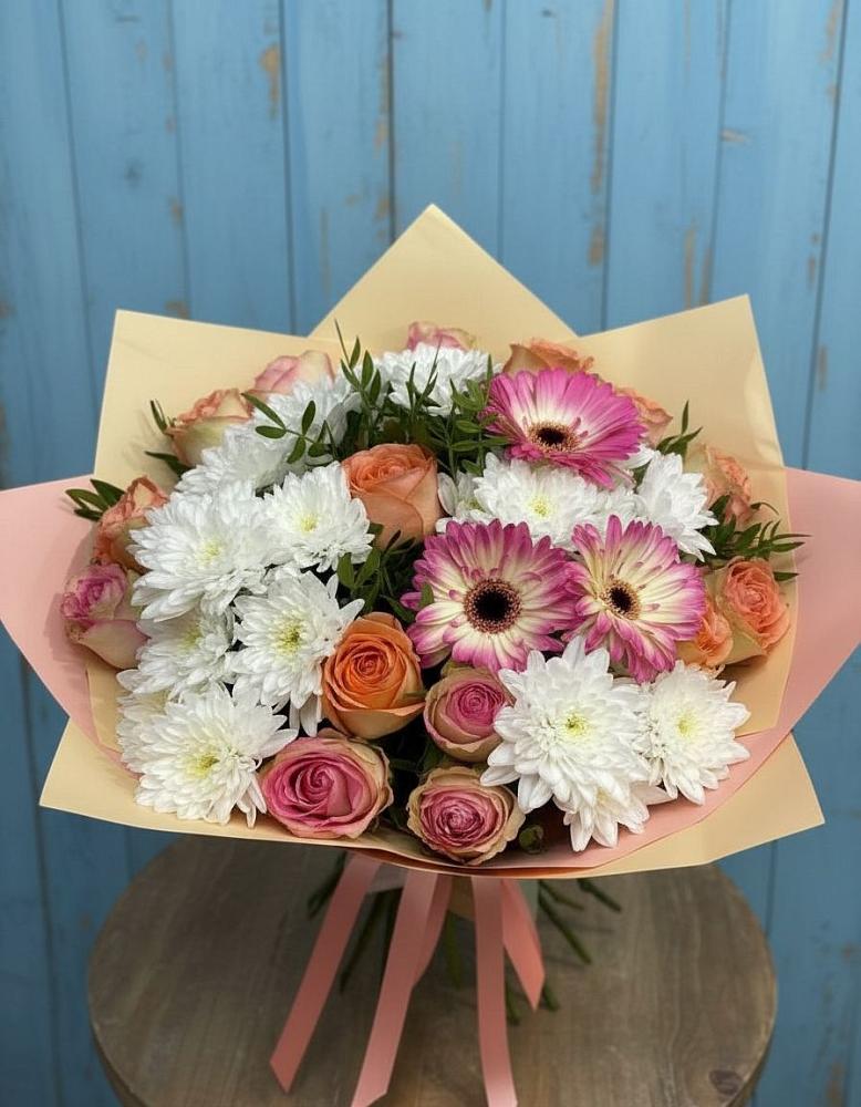 Букет цветов из: Розы, Герберы и Хризантемы в Октябрьском Московской области
