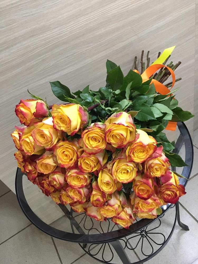 Букет Желтые розы в Октябрьском Московской области