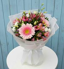 Букет цветов из:  Герберы, Альстромерии и Лизиантусы #REPLACE_PRED# Октябрьском Московской области