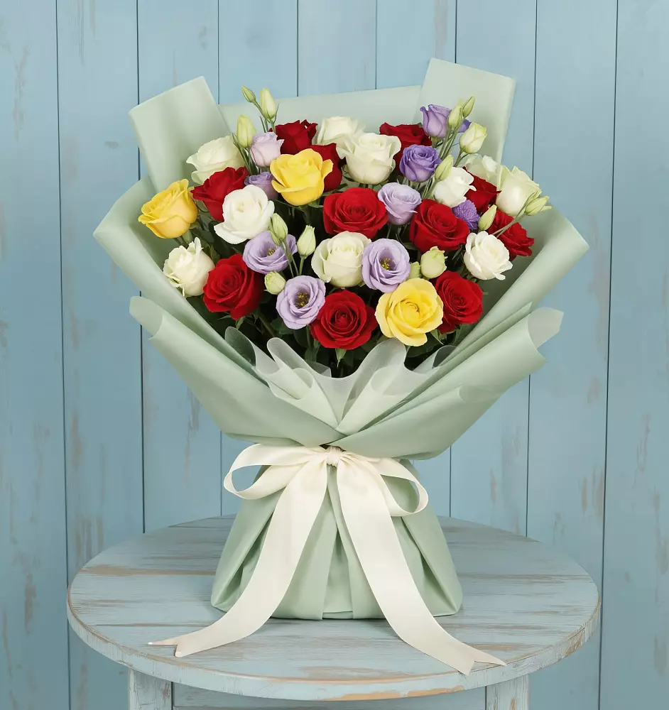 Букет цветов из: Розы в Октябрьском Московской области