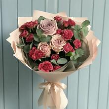 Букет цветов из:  Гвоздики и Розы в Октябрьском Московской области