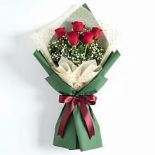Букет цветов из:  Розы в Октябрьском Московской области