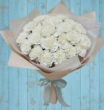 Букет цветов из:  Гвоздики в Октябрьском Московской области