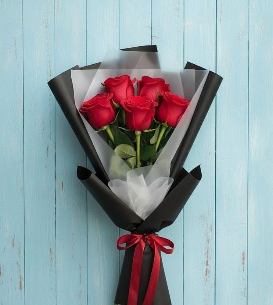 Букет цветов из: Розы в Октябрьском Московской области