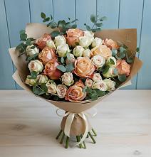 Букет цветов из:  Альстромерии и Розы в Октябрьском Московской области